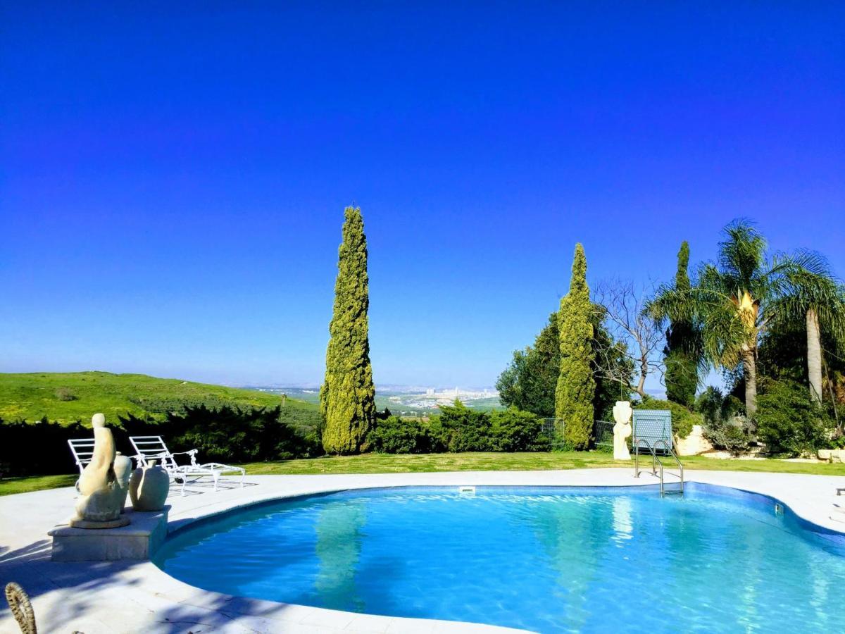 Villa Ba'Gefen Karmei Yosef Buitenkant foto