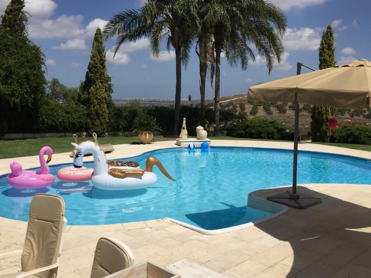 Villa Ba'Gefen Karmei Yosef Buitenkant foto