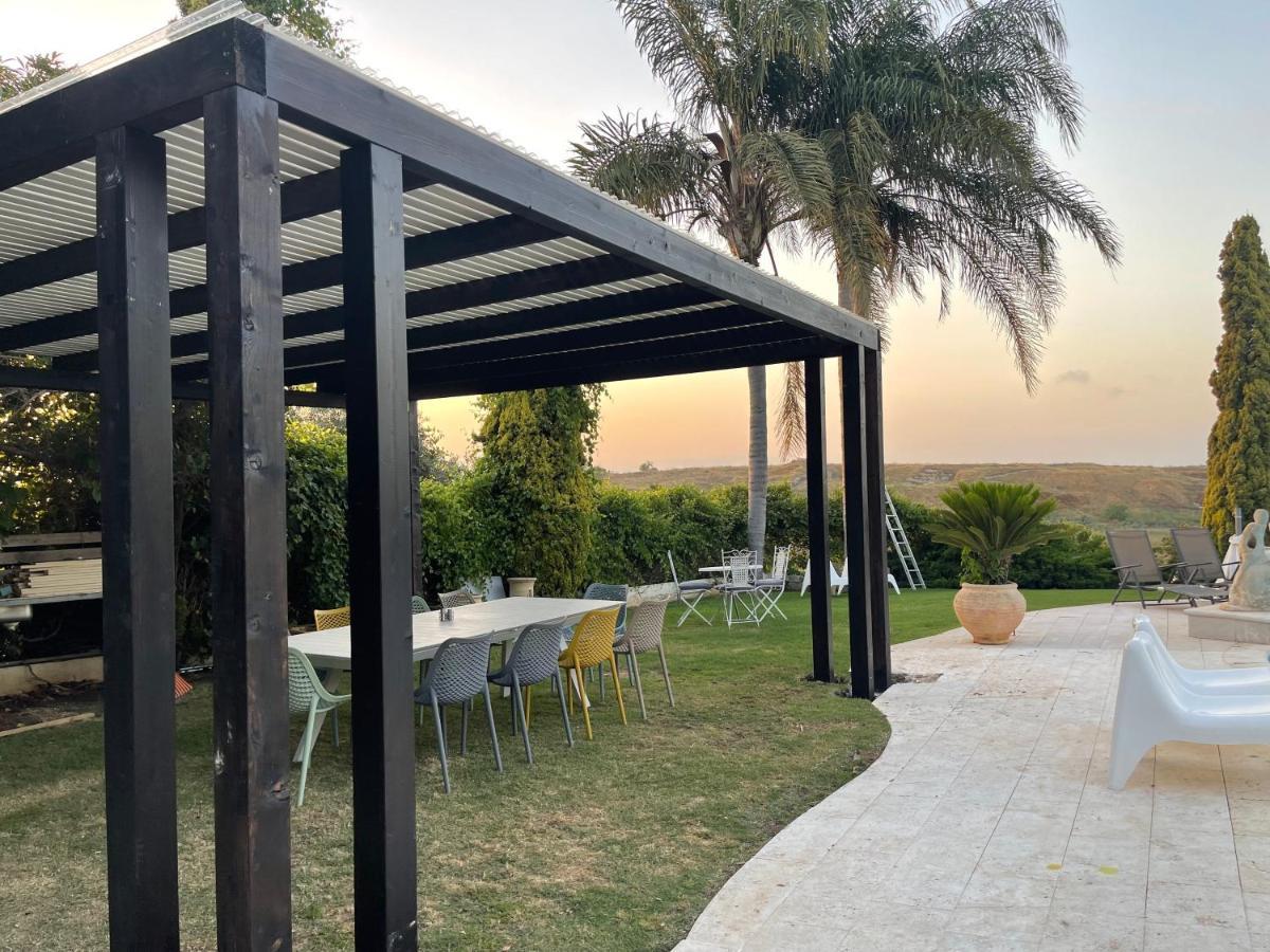 Villa Ba'Gefen Karmei Yosef Buitenkant foto